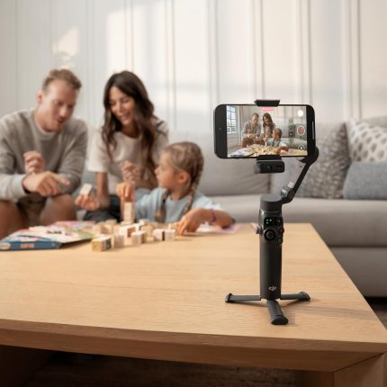 DJI Osmo Mobile 8 Gimbal