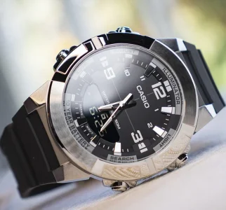 Casio Watch AMW-870-1AVDF Digital Analog